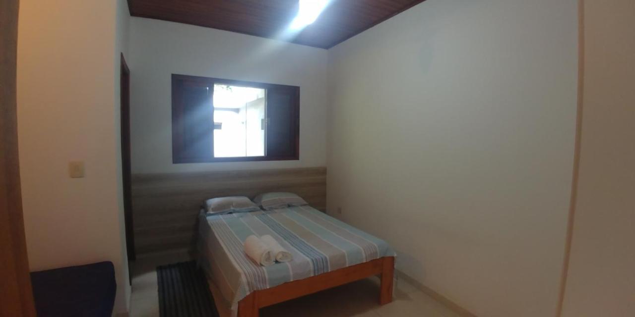 Sobrado Com Piscina Vermelha Do Norte *